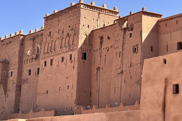 Jour 1 : Marrakech – Aït Ben Haddou – Ouarzazate – Agdz