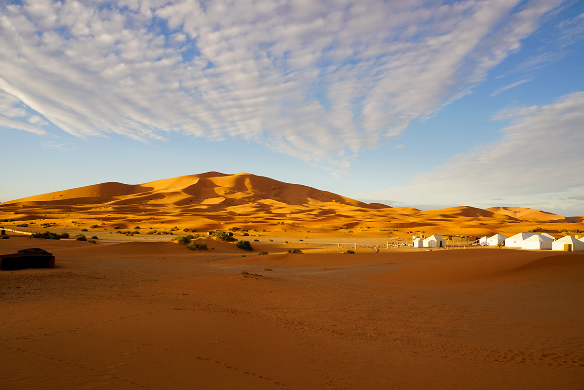 Sunrise over the sand dunes of Erg Chebbi in Merzouga